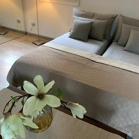 Dom wakacyjny La Tua Casa Con Giardino A 2 Passi Dal Centro *