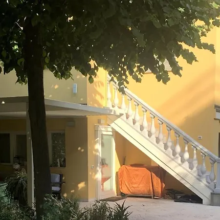 La Tua Casa Con Giardino A 2 Passi Dal Centro Dom wakacyjny