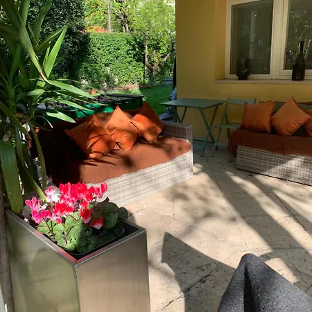 Dom wakacyjny La Tua Casa Con Giardino A 2 Passi Dal Centro