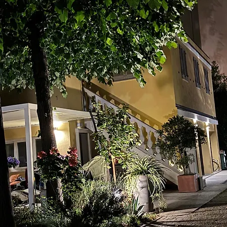 Dom wakacyjny La Tua Casa Con Giardino A 2 Passi Dal Centro Modena