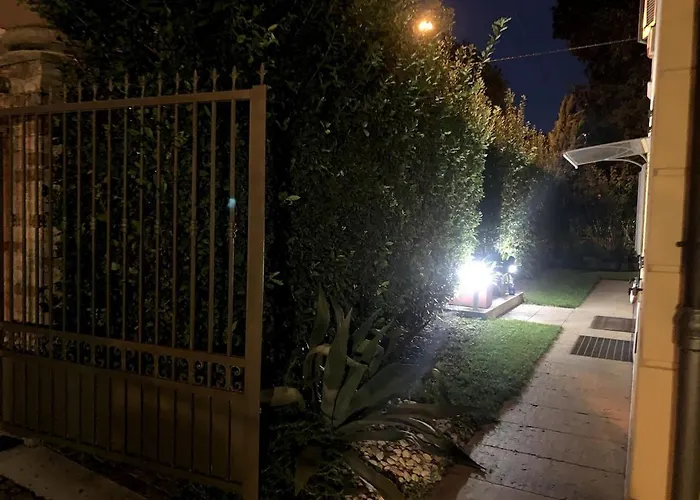 بيت للعطل La Tua Casa Con Giardino A 2 Passi Dal Centro